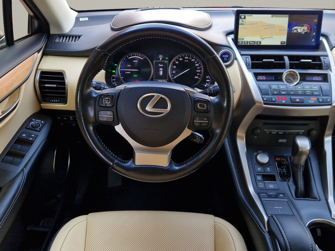Foto van Lexus Lexus Nx300h