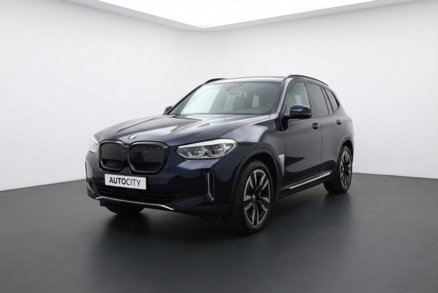 BMW Ix3 Inspiring 80KWH Executive 95% SOH l Pano l Leder l VOL OPTIES 2021 - voorkant