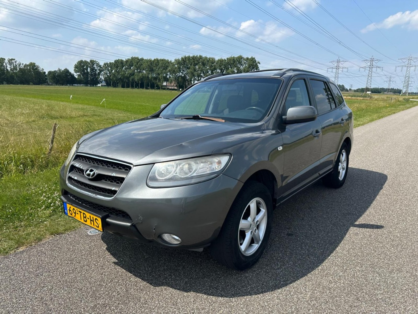 Hyundai Santa Fe 2.7i V6 Dynamic 7p. 2006 - voorkant