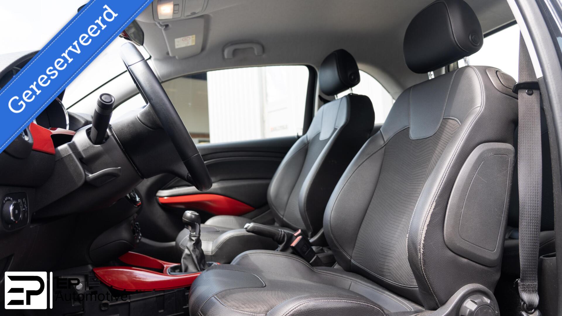 Foto van Opel Adam