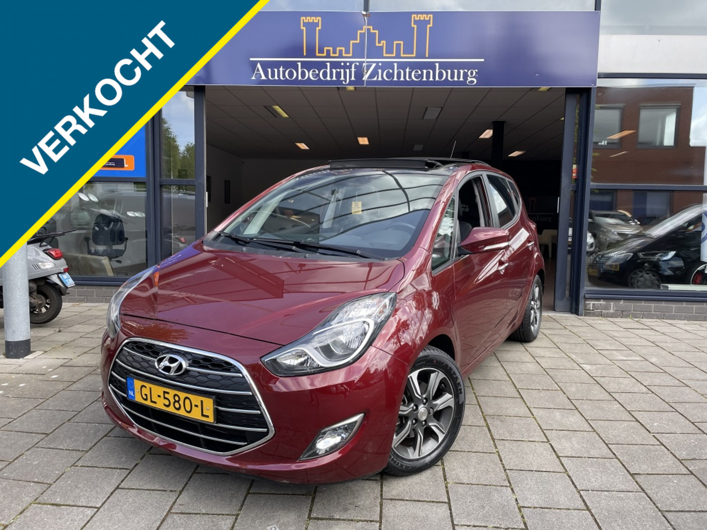 Hyundai Ix20 1.6i Premium/pano/aut/pdc/leder 2015 - voorkant