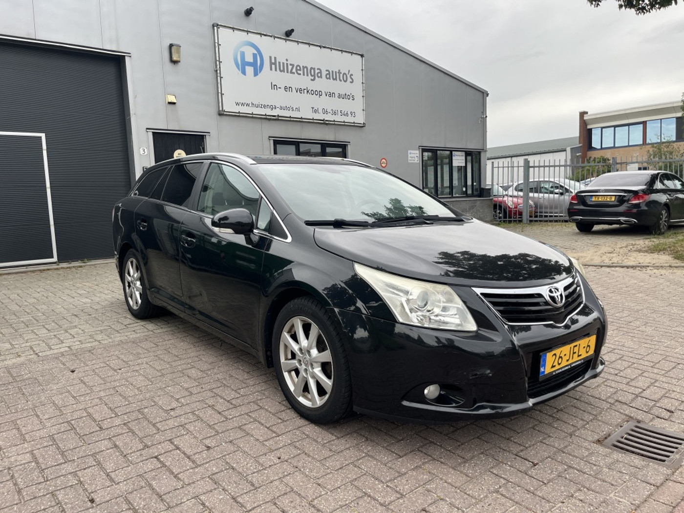 Toyota Toyota Avensis 1.8 VVTi | PANO| CLIMA| MET APK! 2009 - voorkant