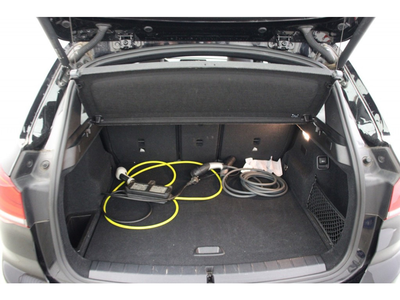 Foto van BMW X1 Xdrive25e