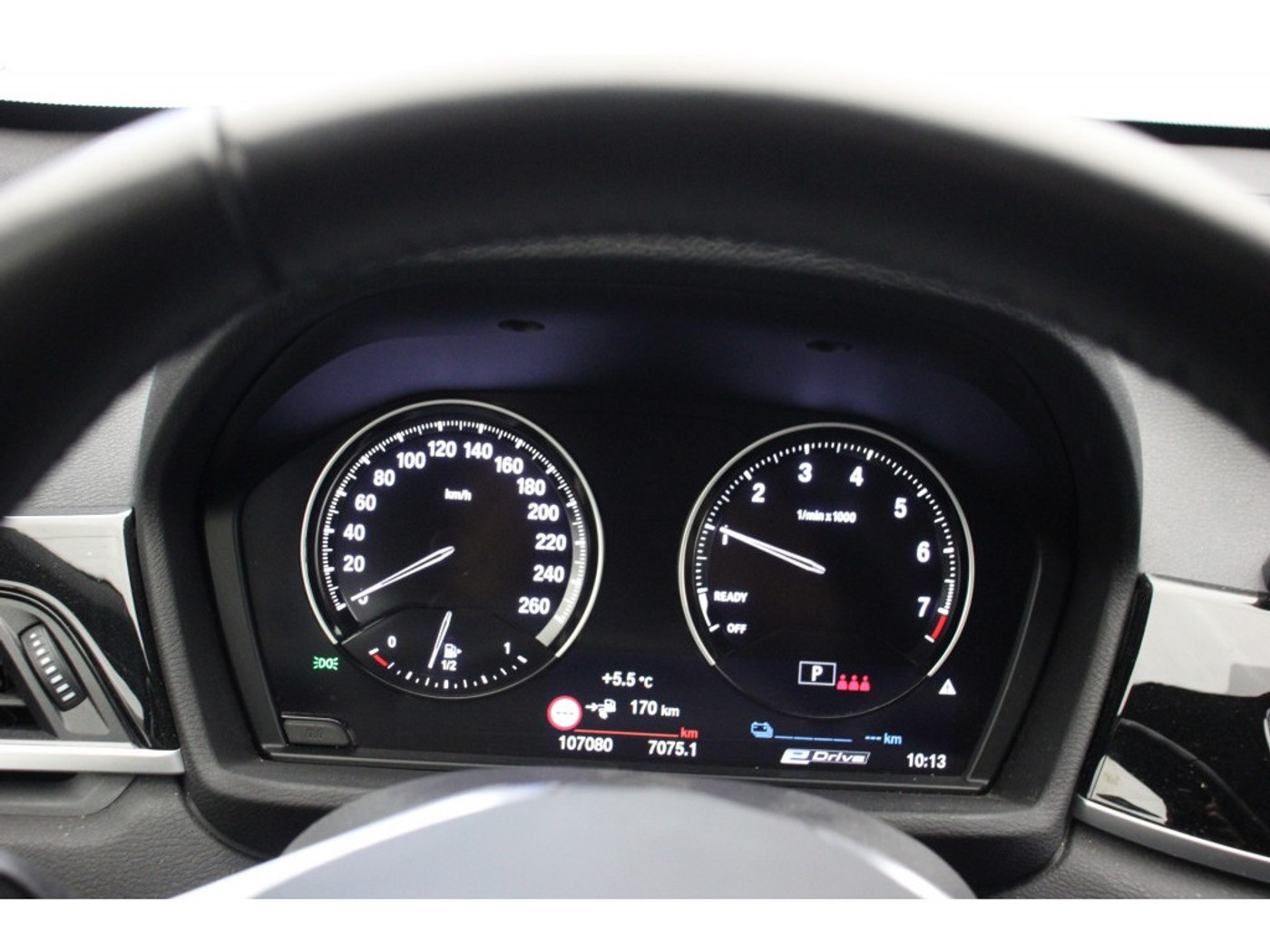 Foto van BMW X1 Xdrive25e