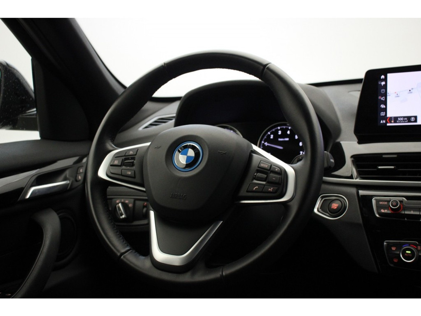 Foto van BMW X1 Xdrive25e