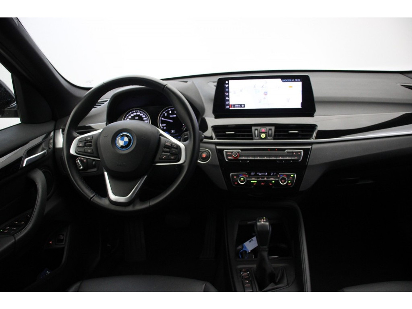 Foto van BMW X1 Xdrive25e