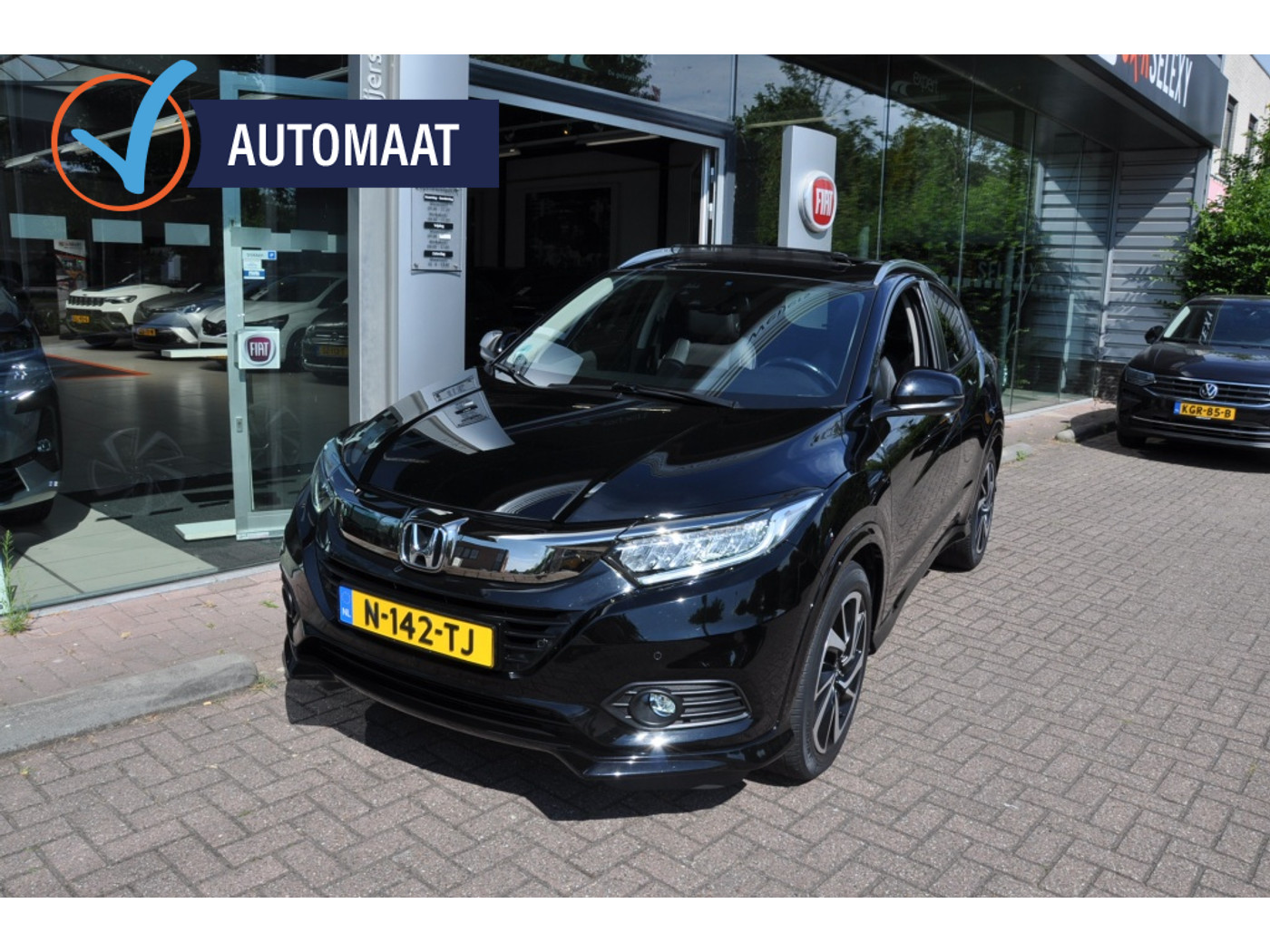 Honda Hr-v 1.5 i-VTEC Executive Panorama Trekhaak 2021 - voorkant
