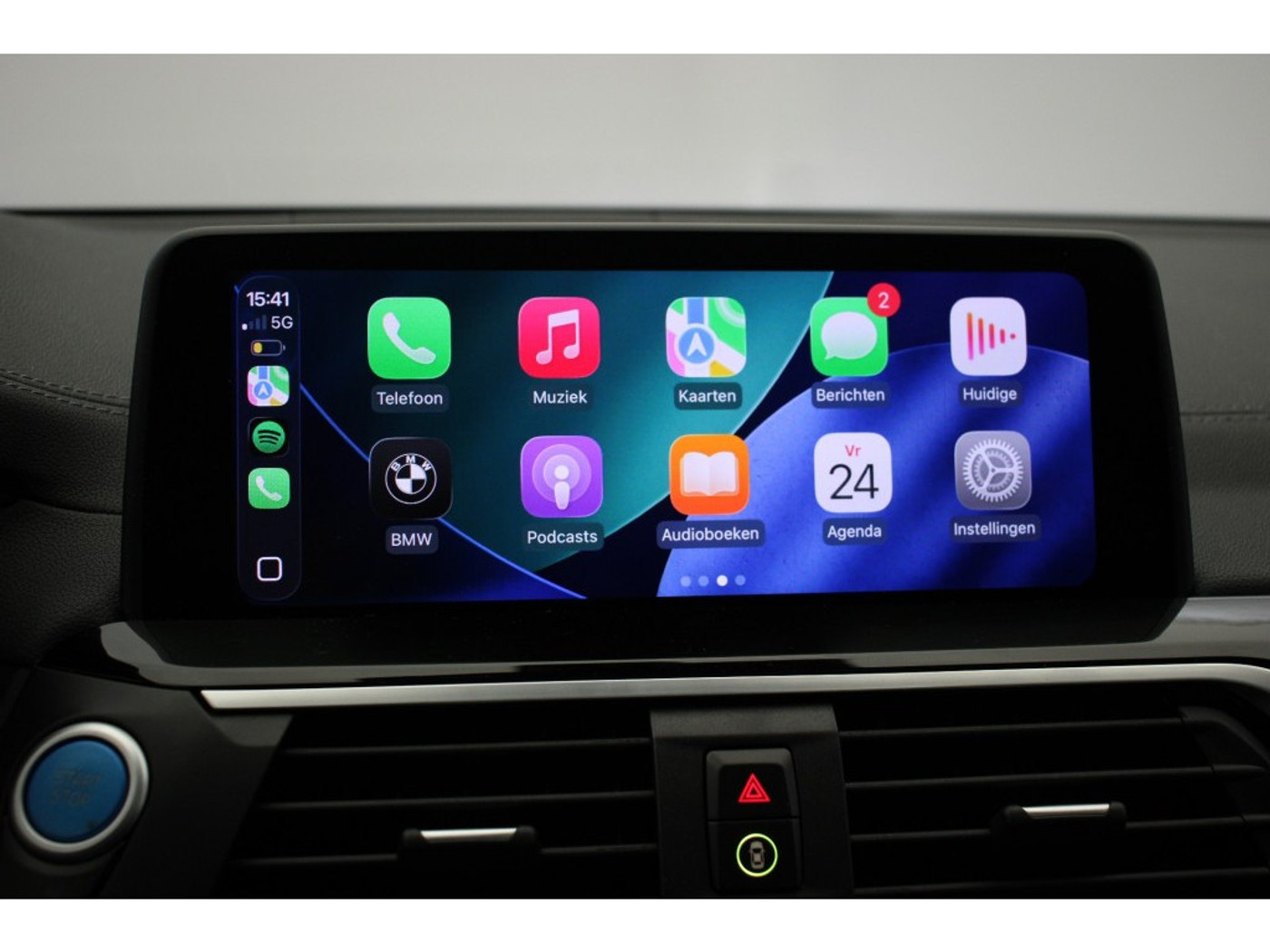 Foto van BMW Ix3