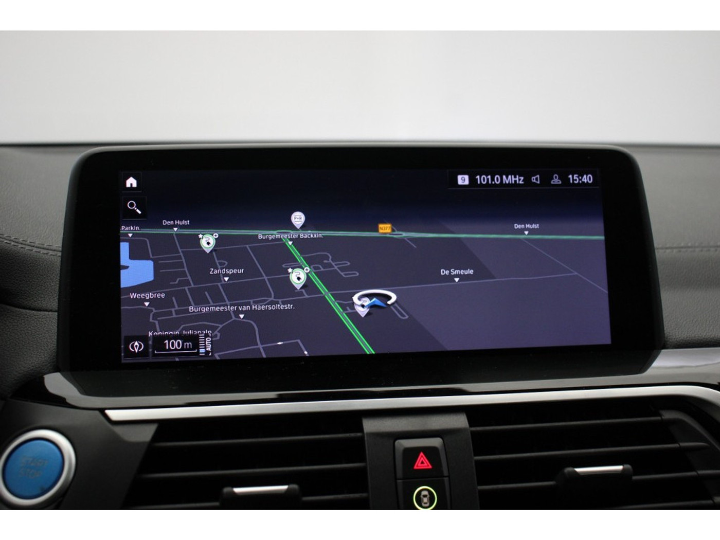 Foto van BMW Ix3
