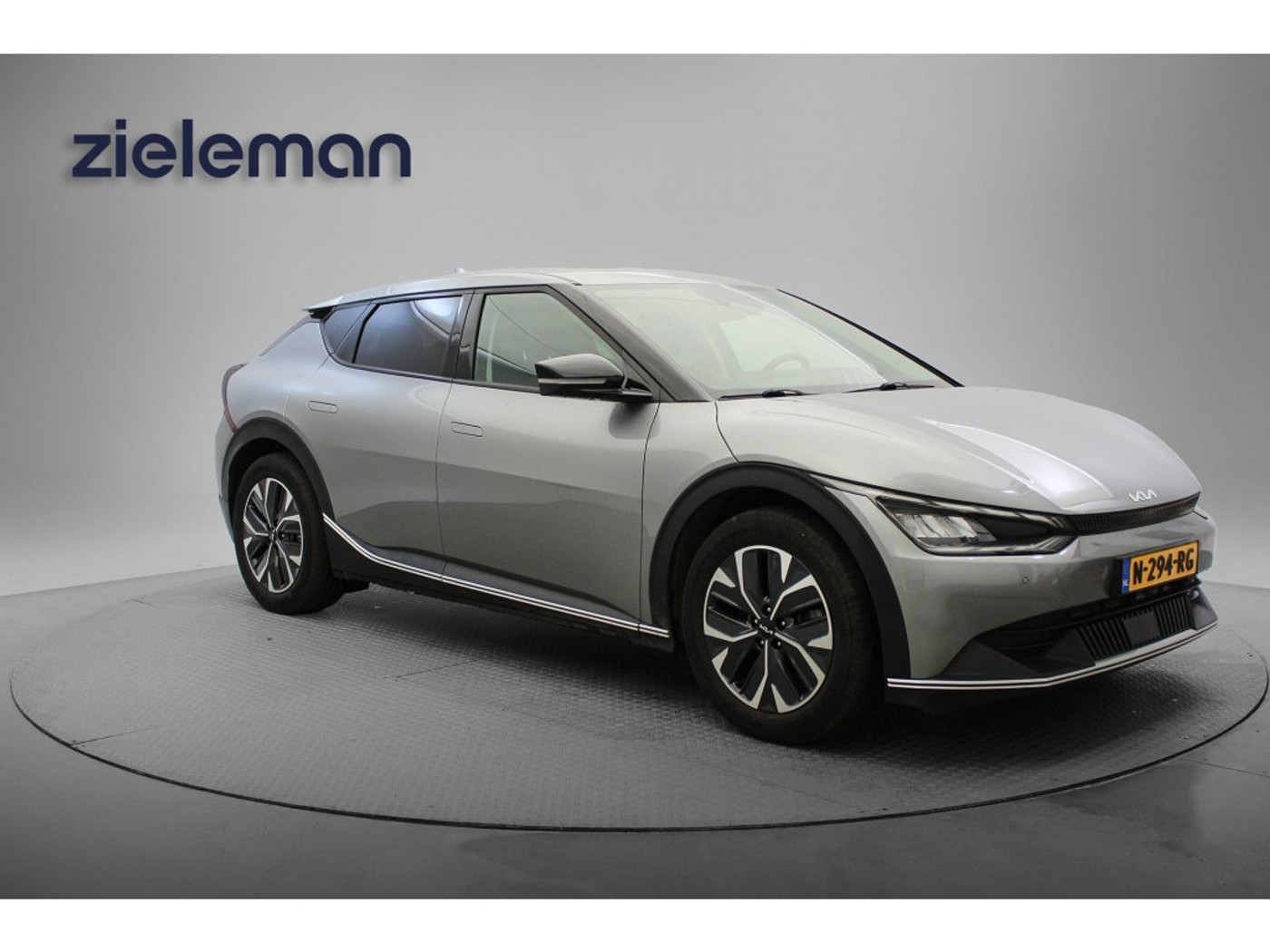 Kia Ev6 58 kWh - Carplay, Navi, Cruise, Camera, Stoel/Stuur verw. Half Leer, SOH 100% 2021 - voorkant