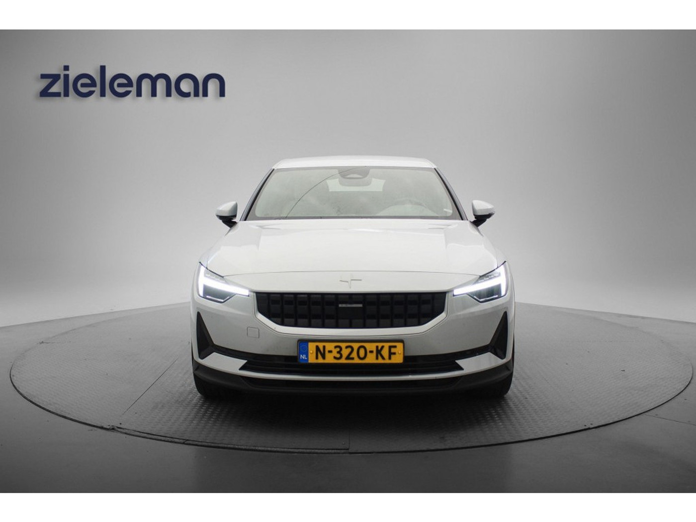 Foto van Polestar 2