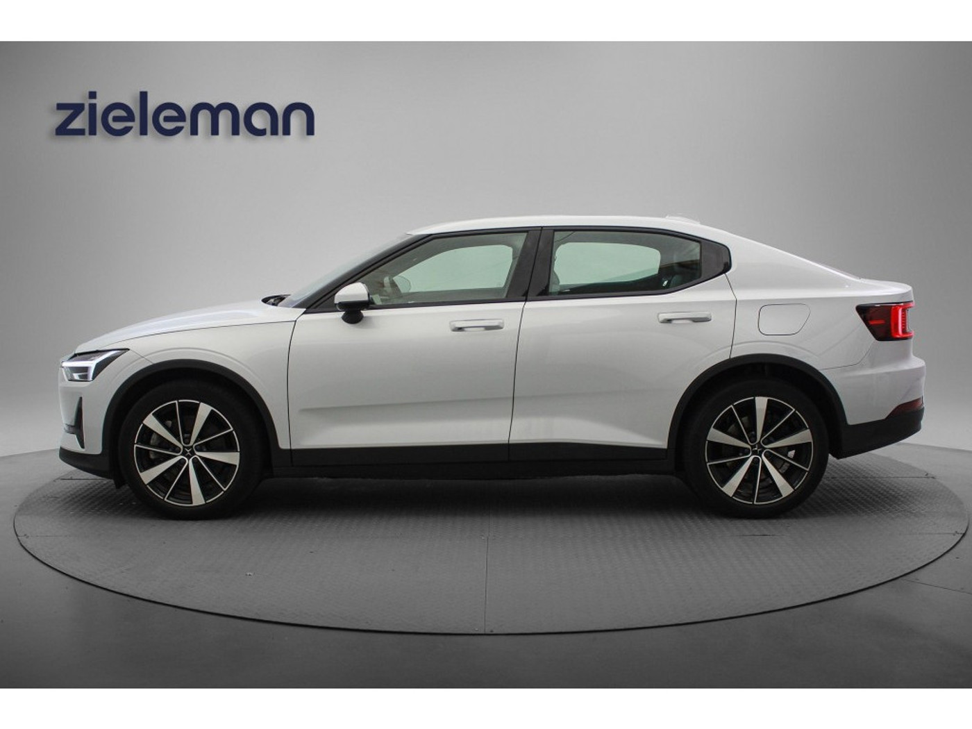 Foto van Polestar 2
