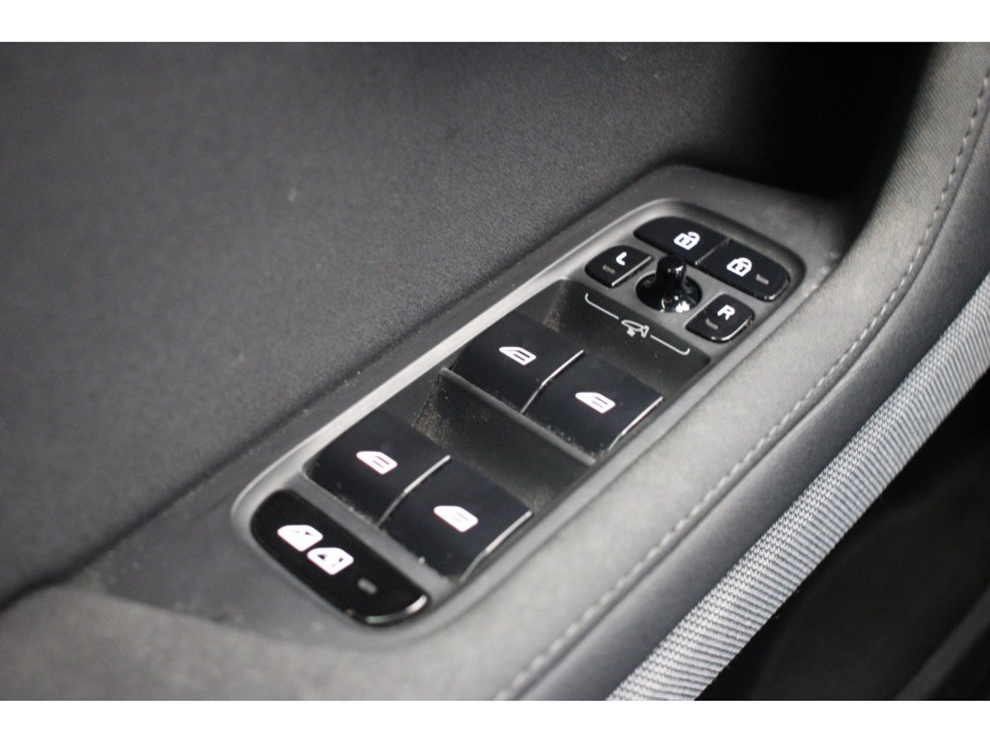 Foto van Polestar 2