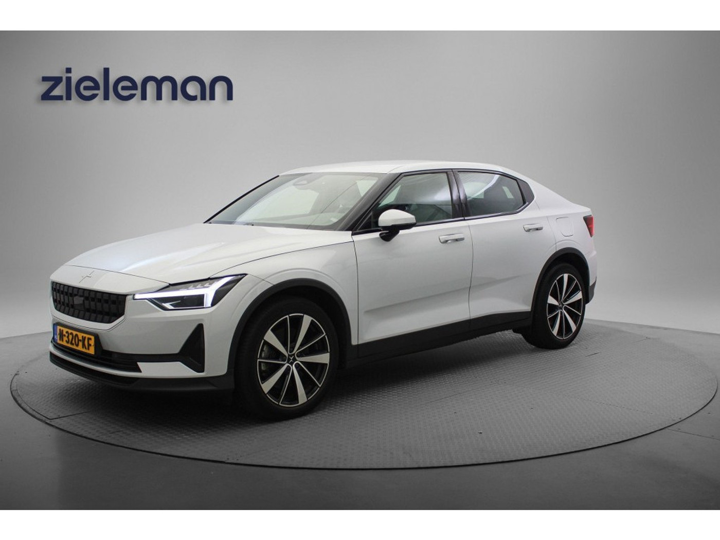 Foto van Polestar 2