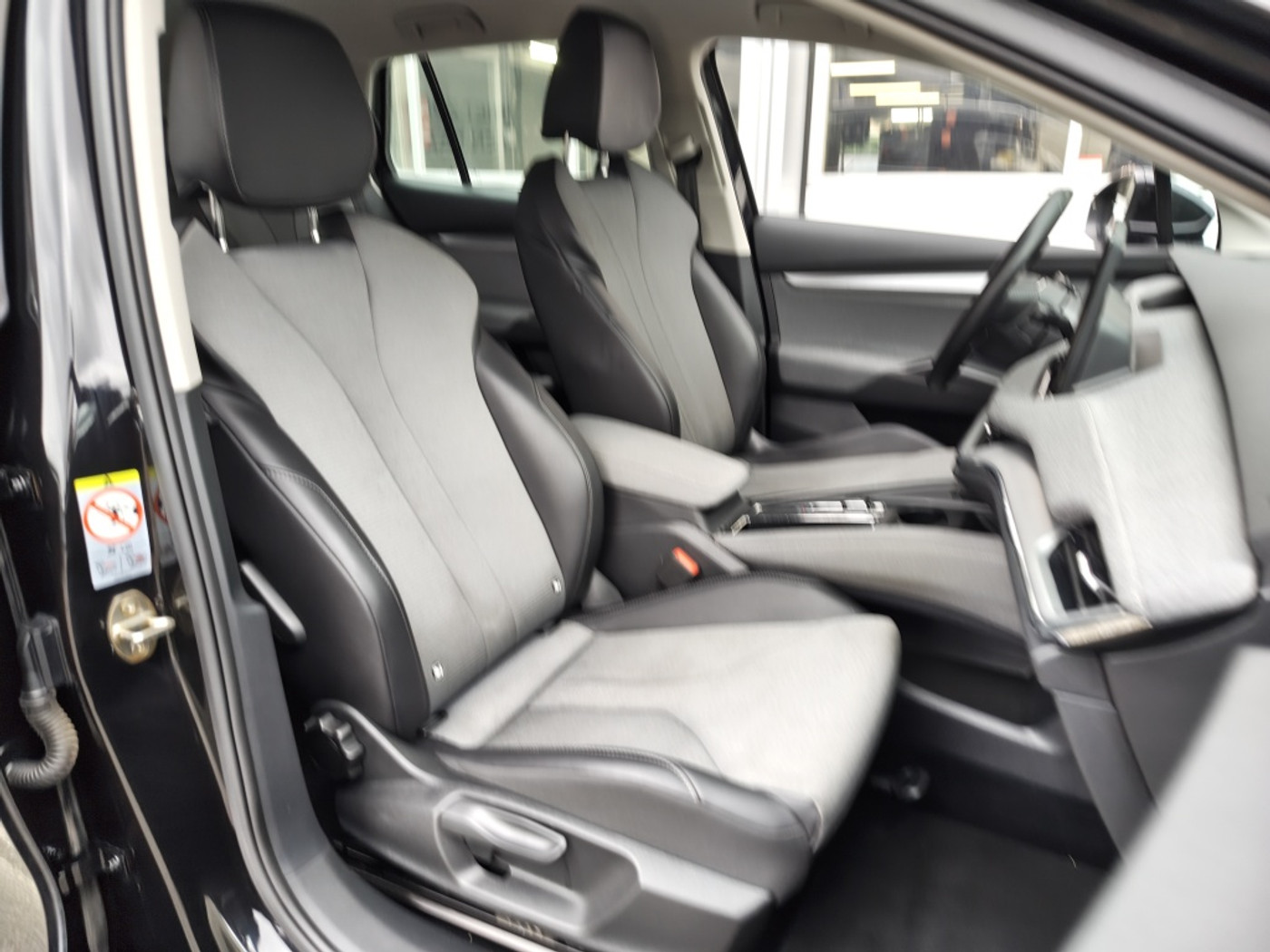 Foto van Skoda Enyaq 60