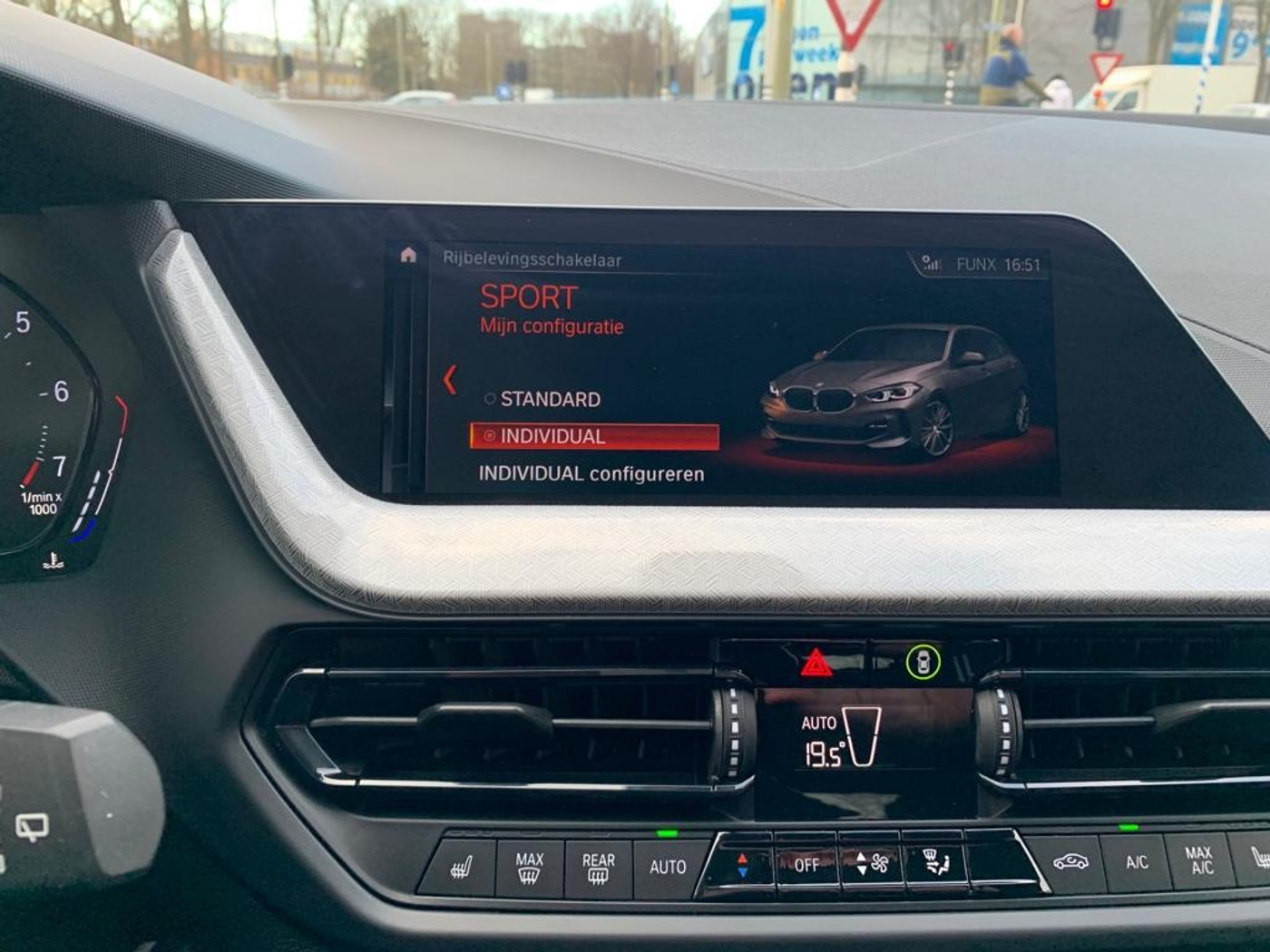 Foto van BMW 118i