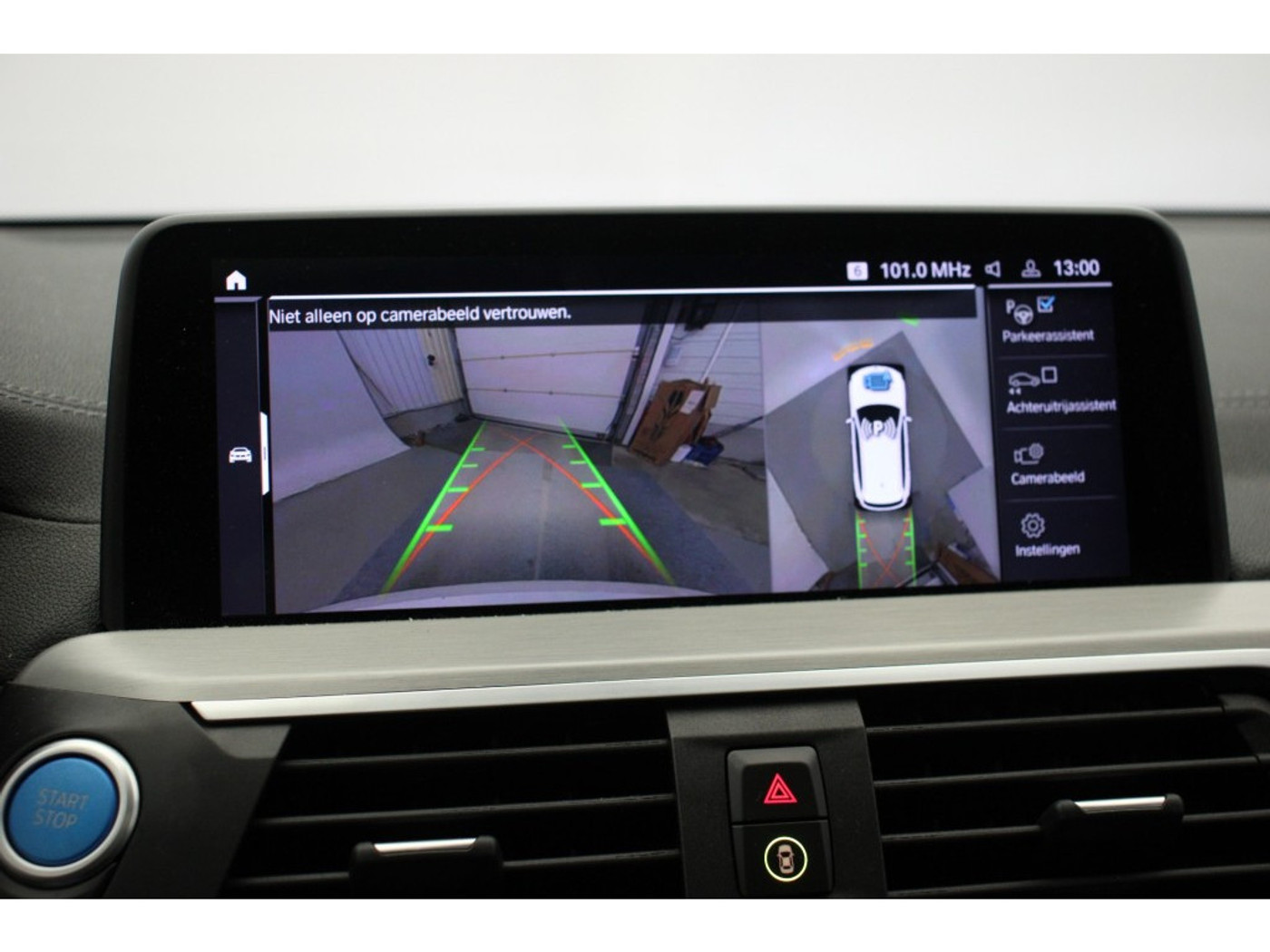 Foto van BMW Ix3