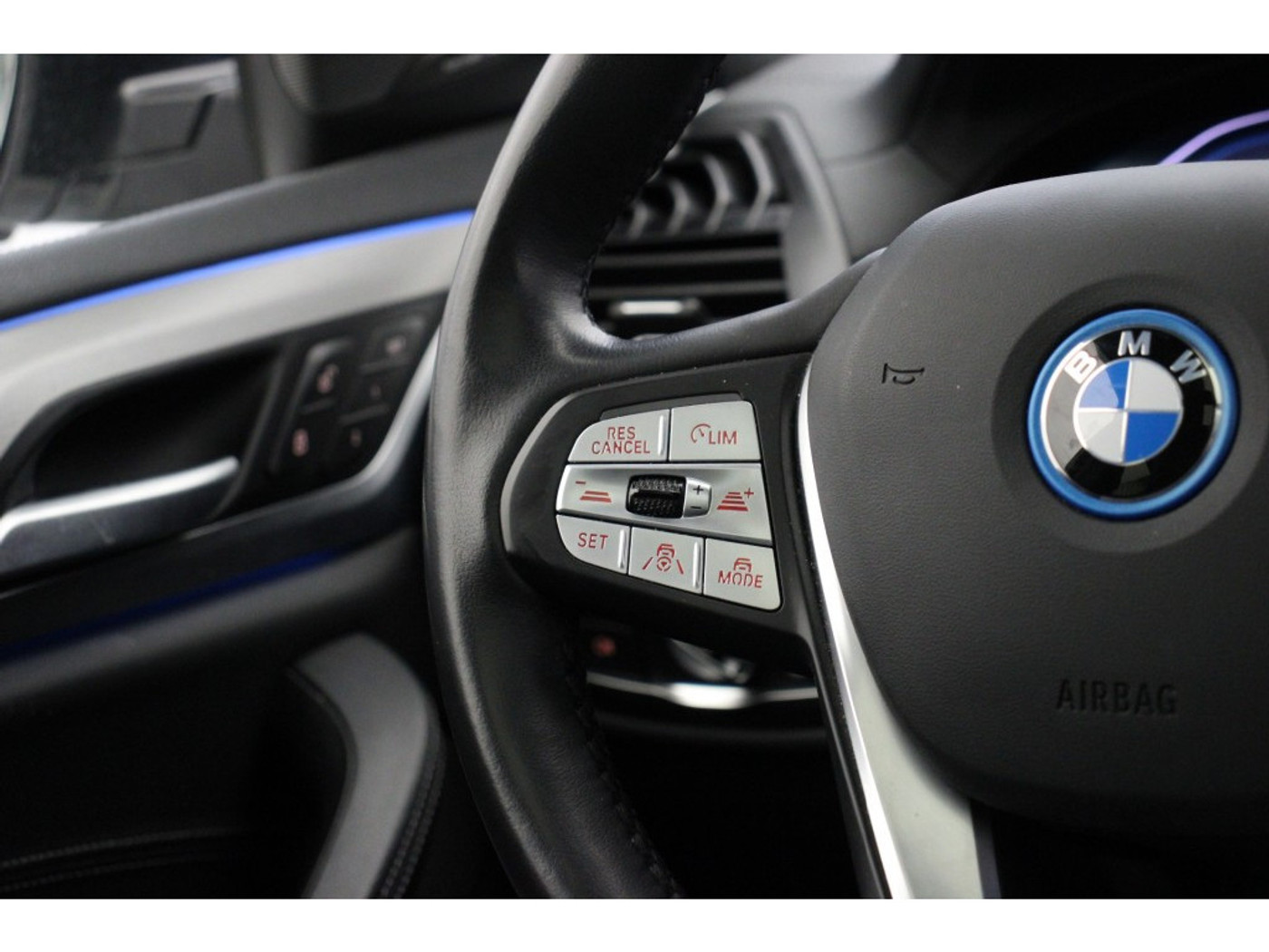Foto van BMW Ix3