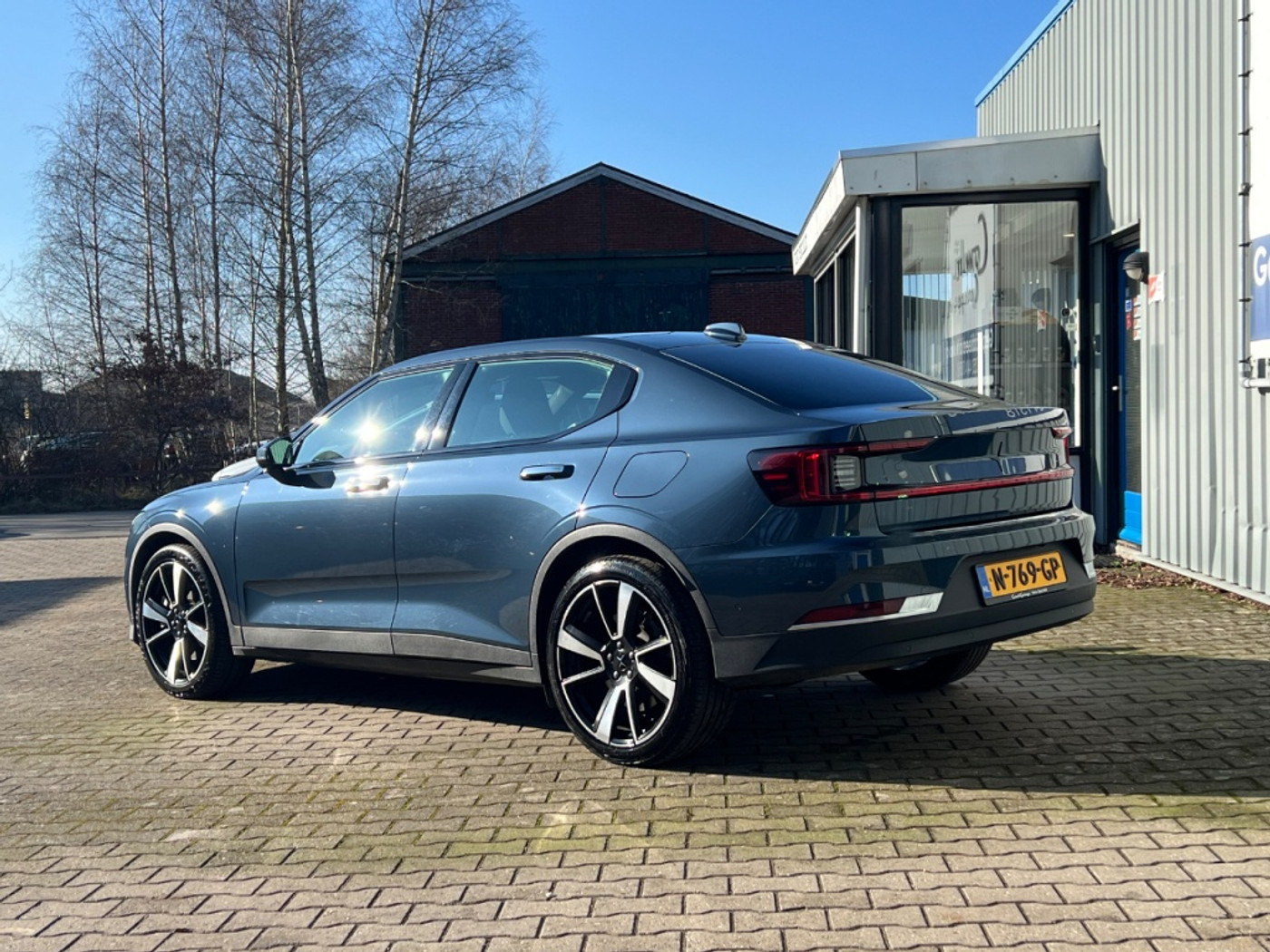 Foto van Polestar 2