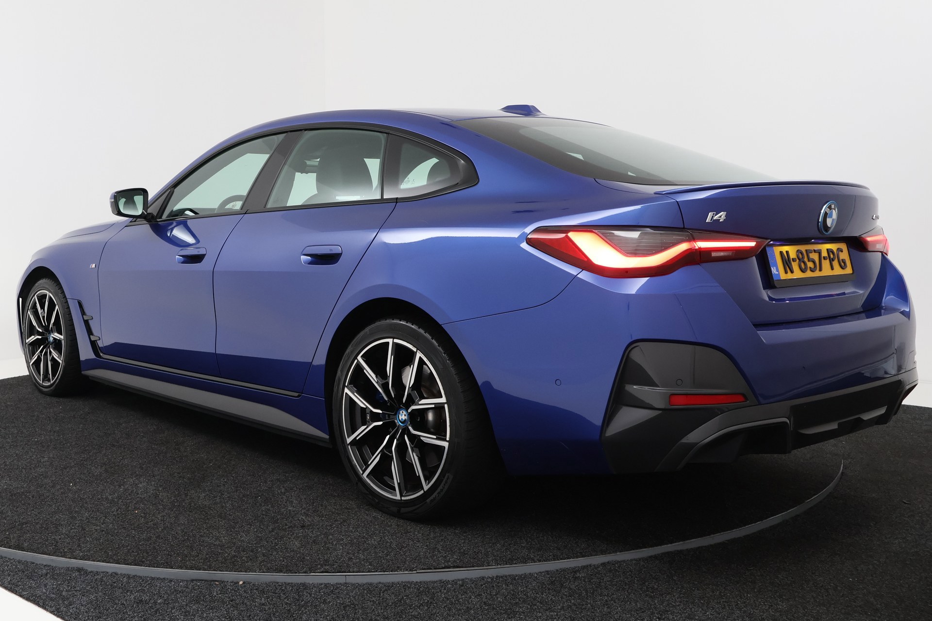 Foto van BMW I4 Edrive40