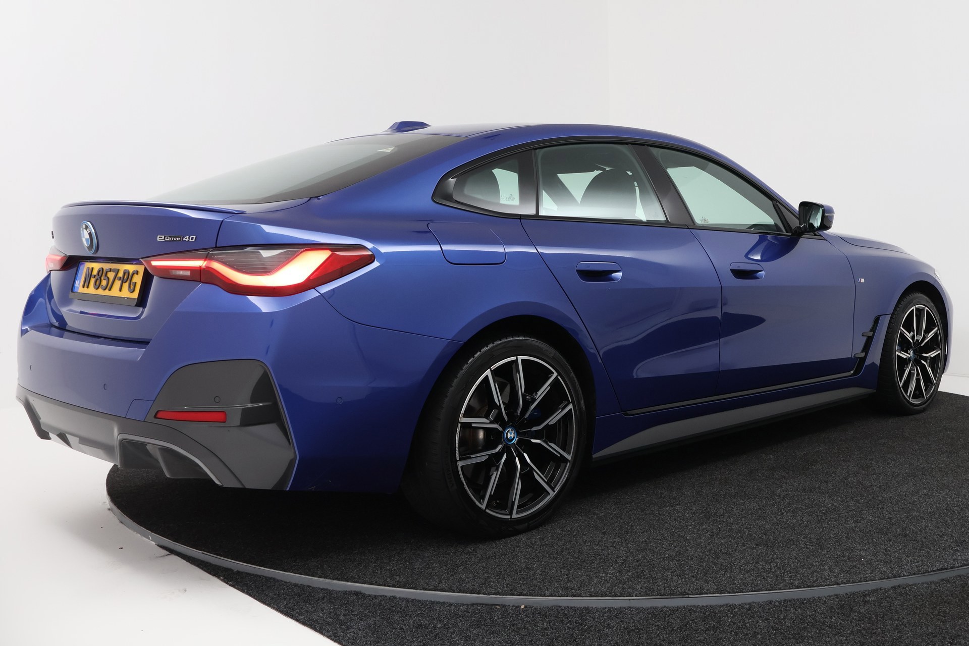 Foto van BMW I4 Edrive40