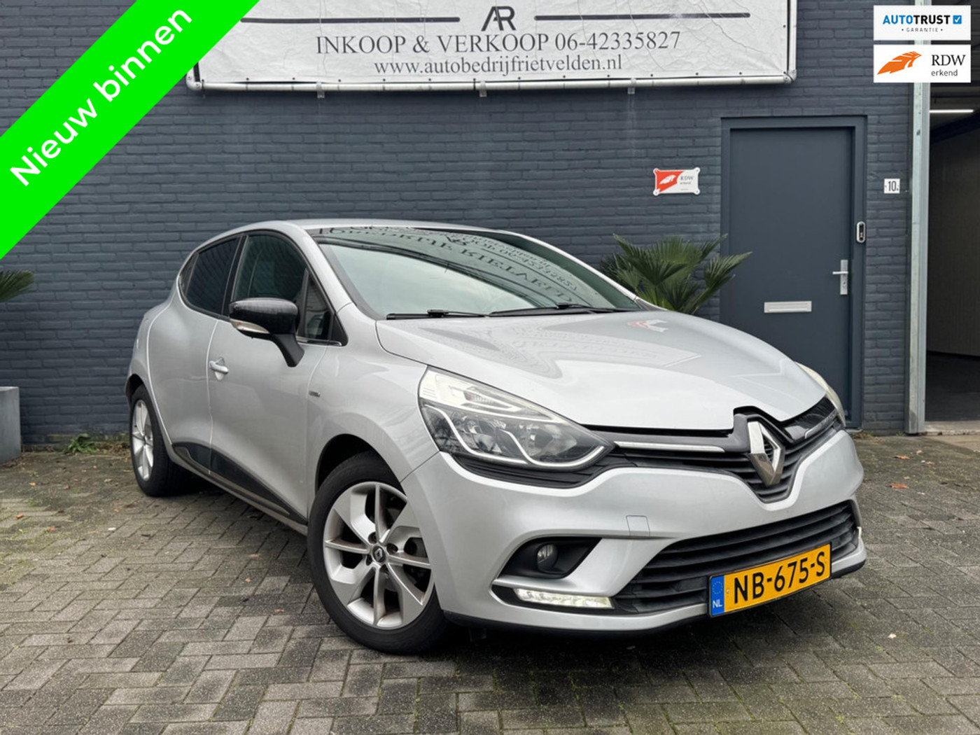 Renault Clio 0.9 TCe Limited 2017 - voorkant