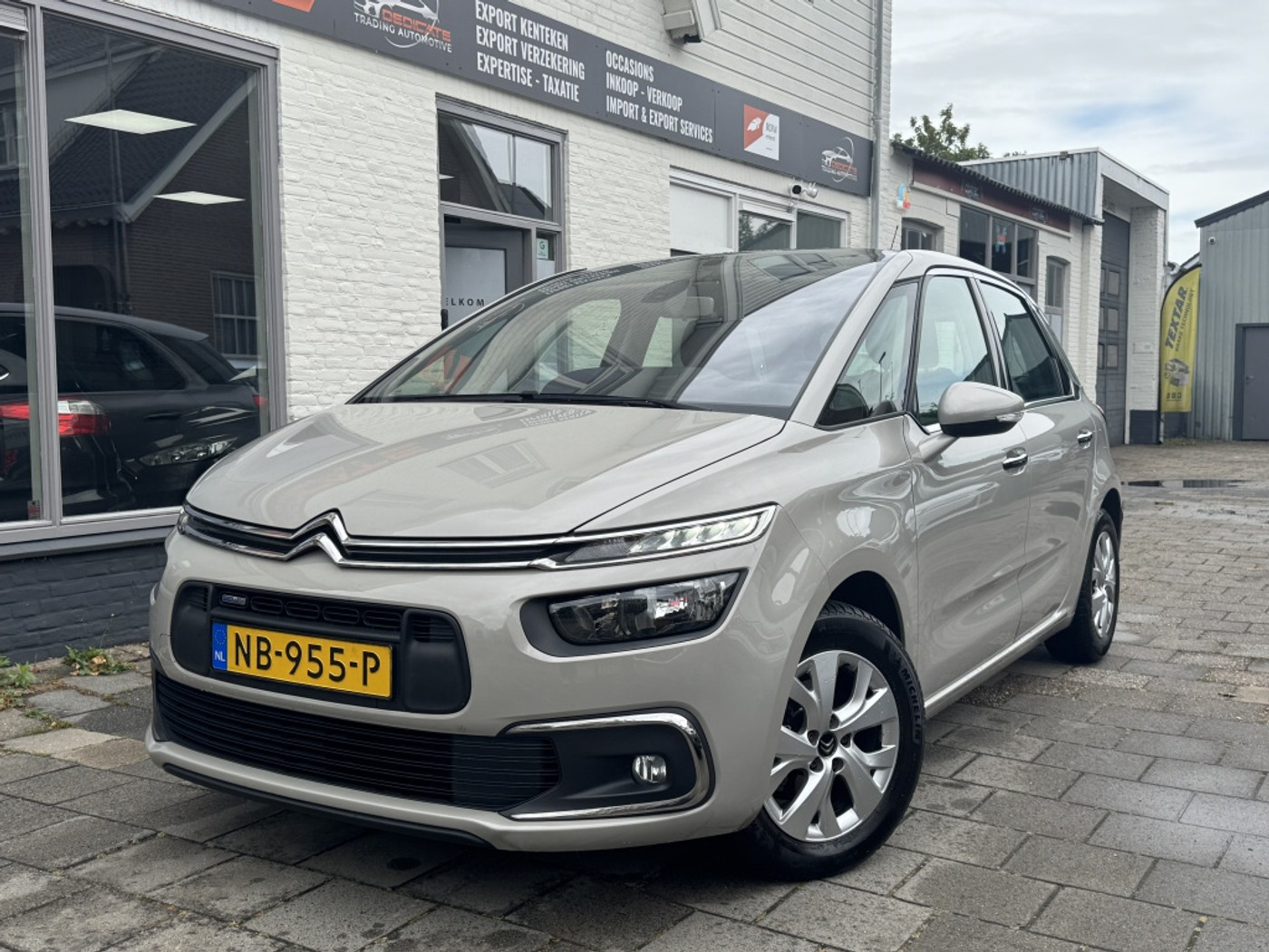 Citroen C4 Picasso 1.2 PureTech Feel*1ste-Eig*AUTOMAAT* 2017 - voorkant