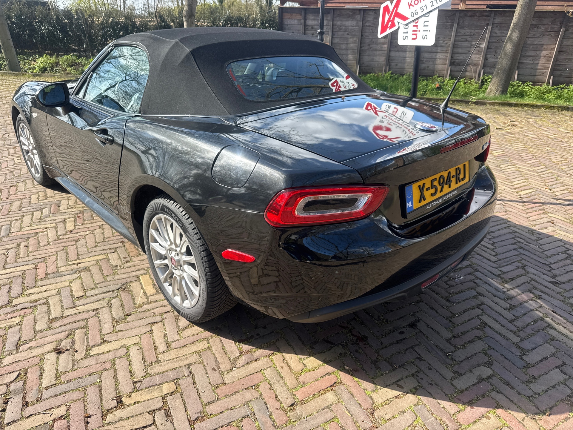 Foto van Fiat 124 Spider