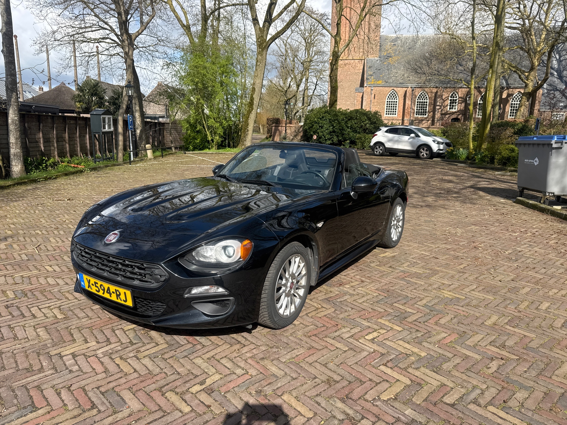 Foto van Fiat 124 Spider