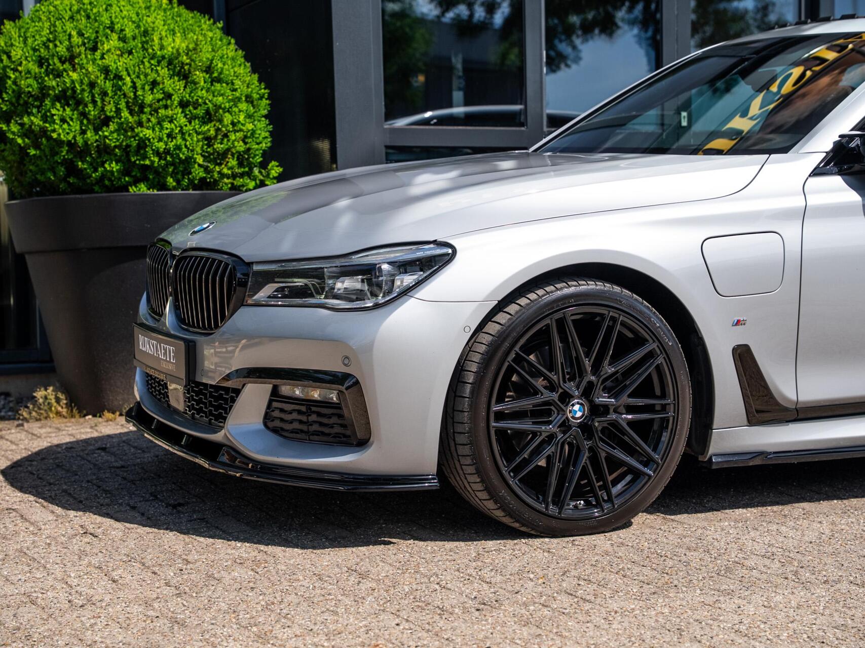 Foto van BMW 740e Iperformance