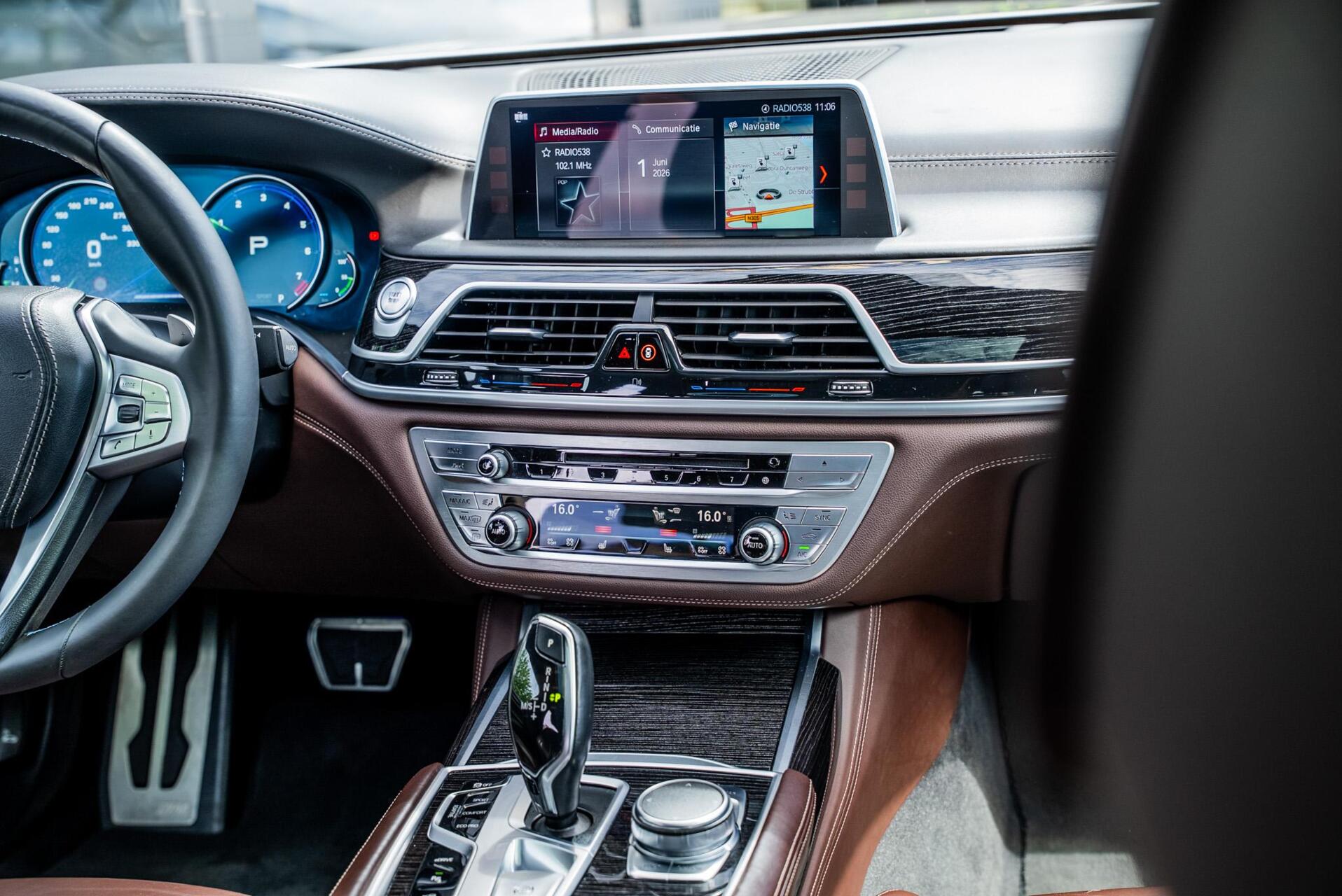 Foto van BMW 740e Iperformance