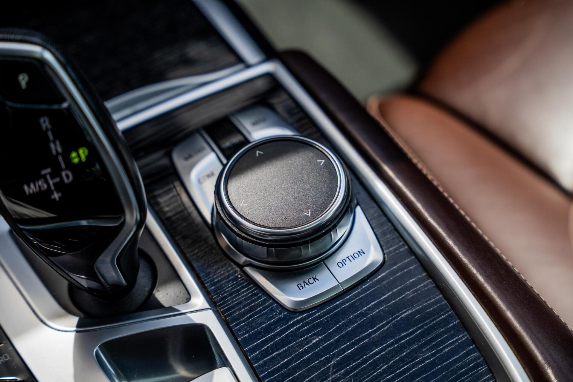 Foto van BMW 740e Iperformance