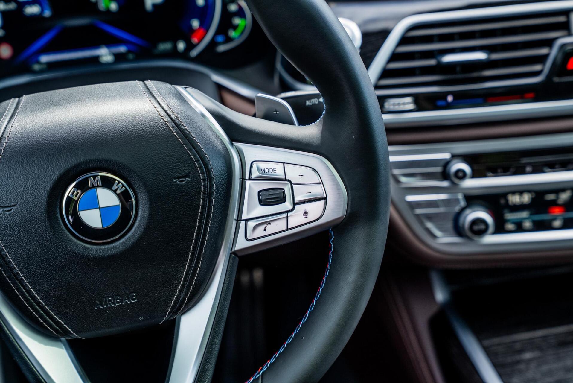 Foto van BMW 740e Iperformance