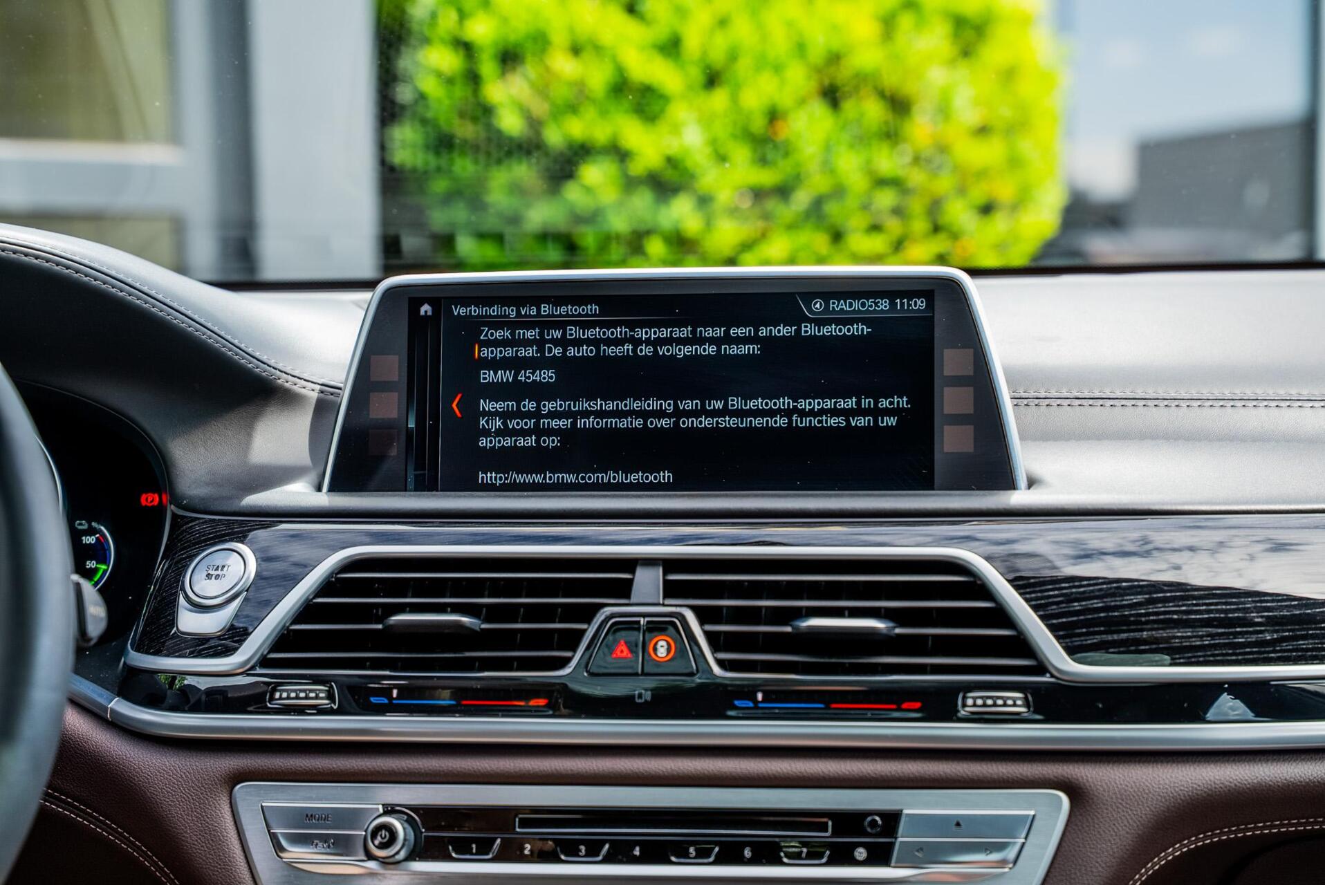 Foto van BMW 740e Iperformance