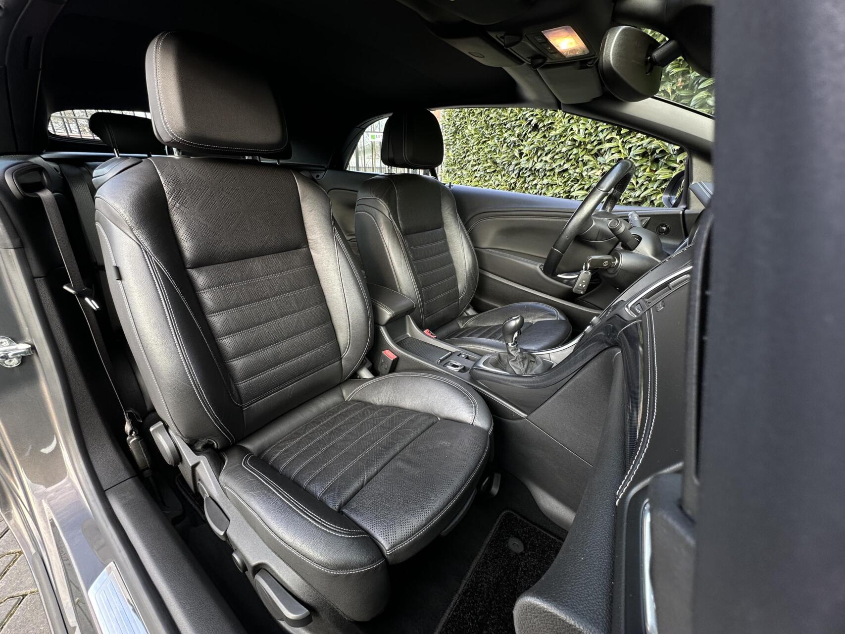 Foto van Opel Cascada