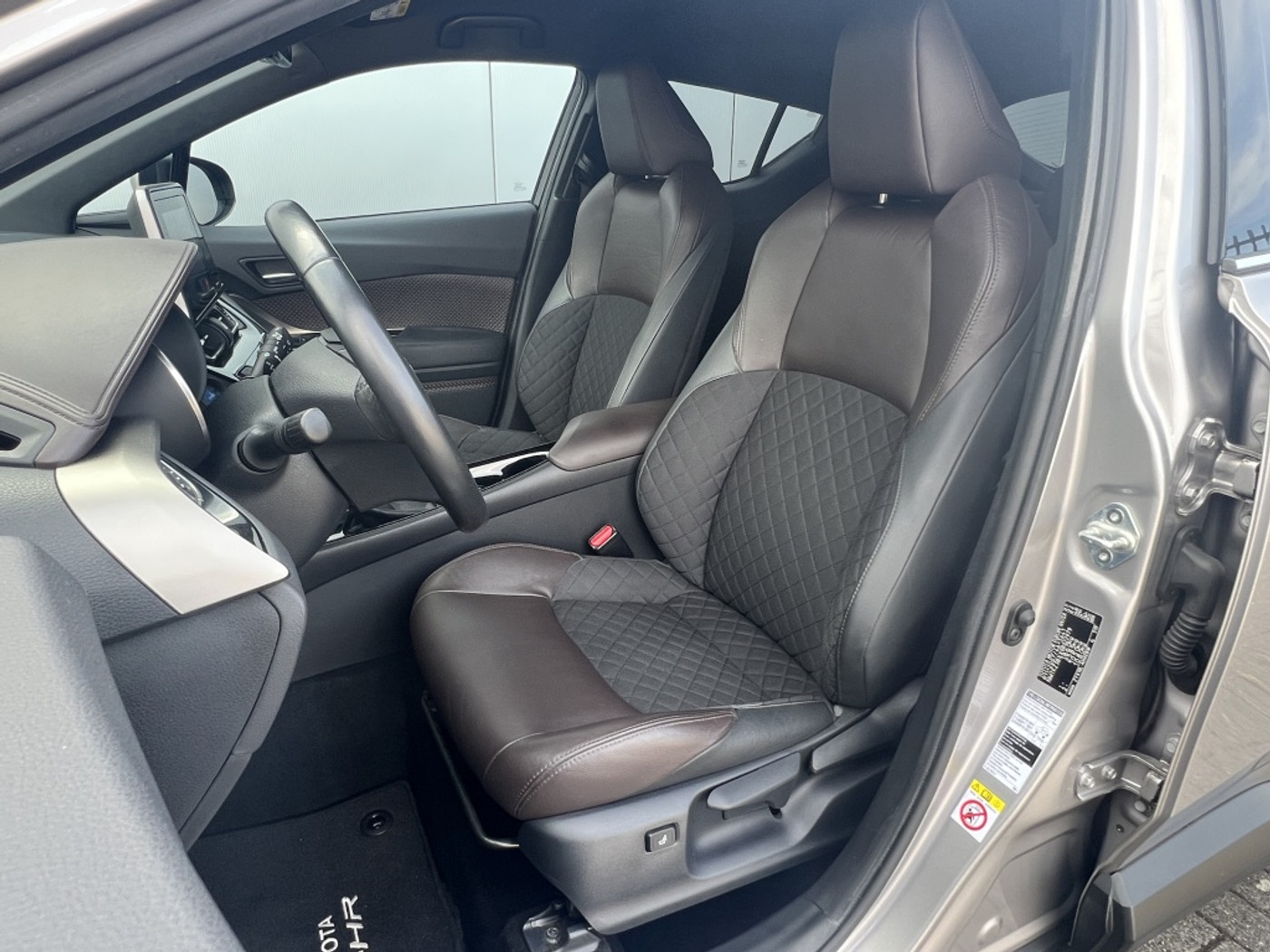 Foto van Toyota Toyota C-hr