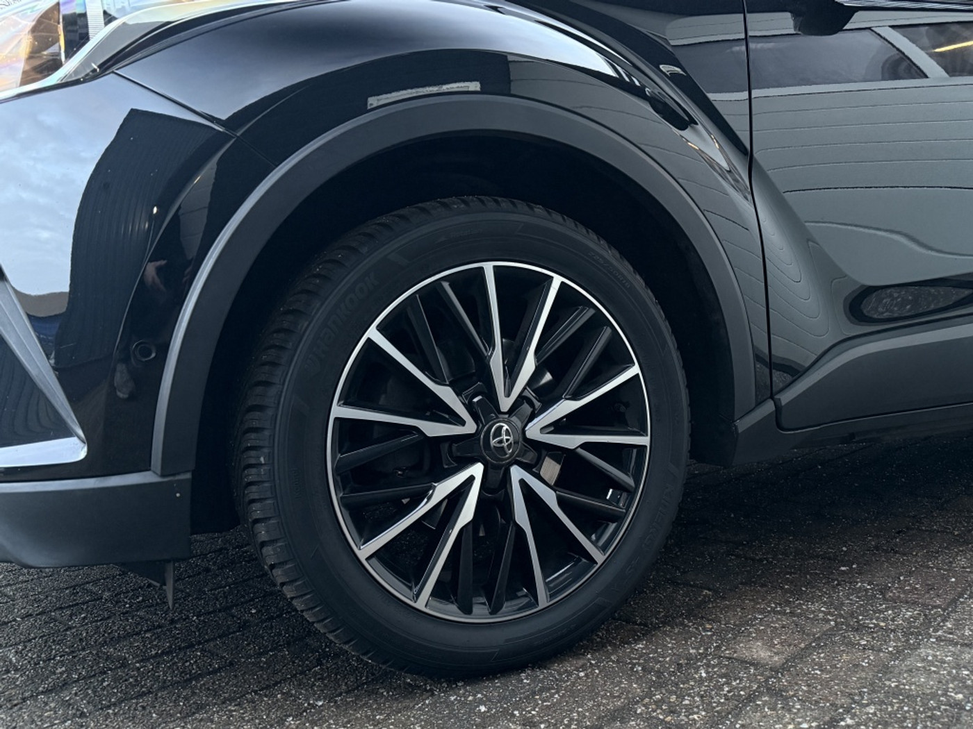 Foto van Toyota Toyota C-hr