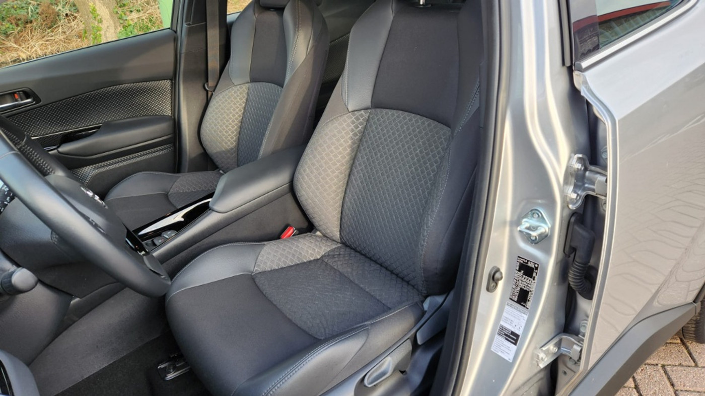 Foto van Toyota Toyota C-hr