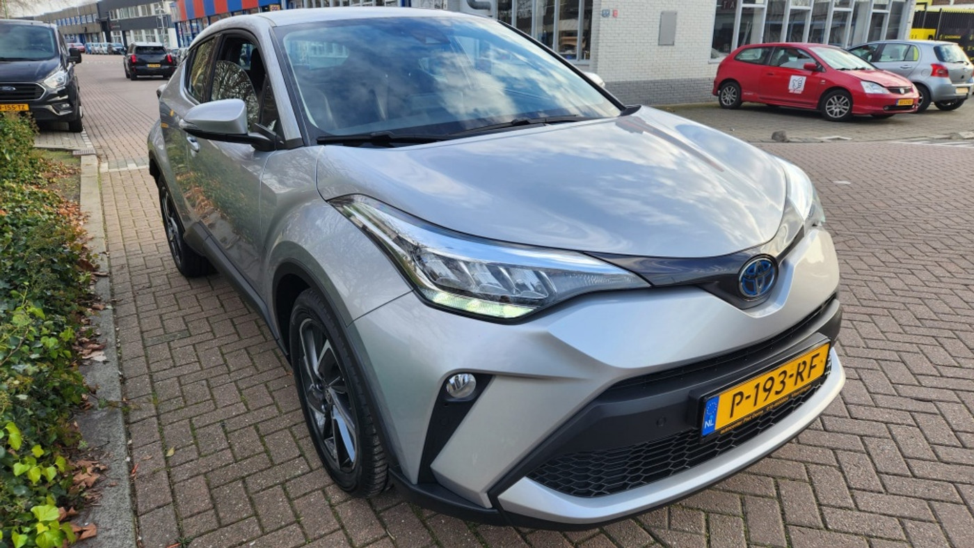 Foto van Toyota Toyota C-hr