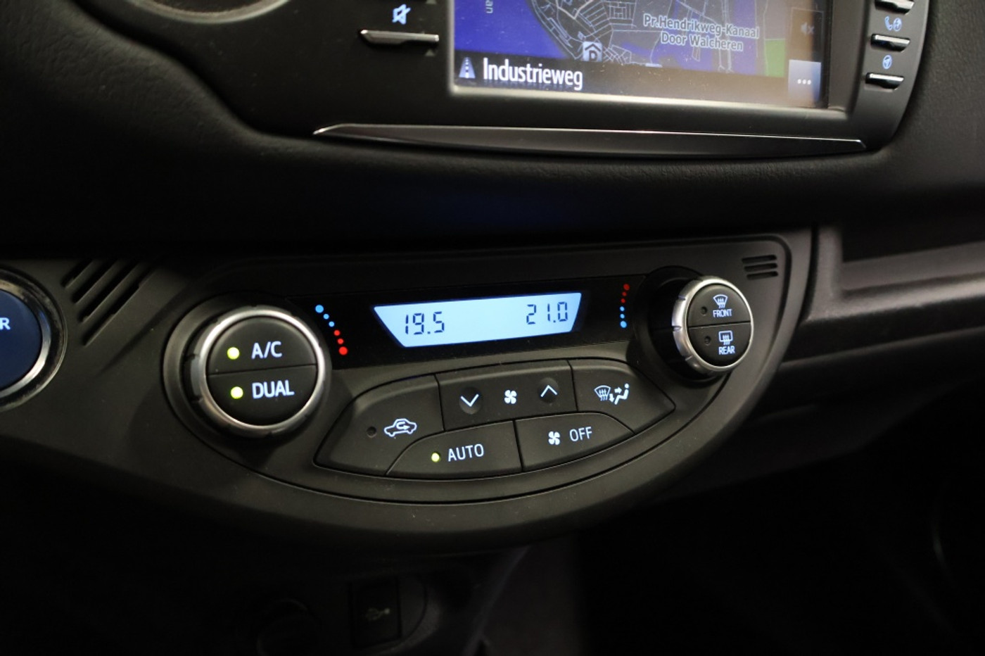 Foto van Toyota Toyota Yaris Hybrid