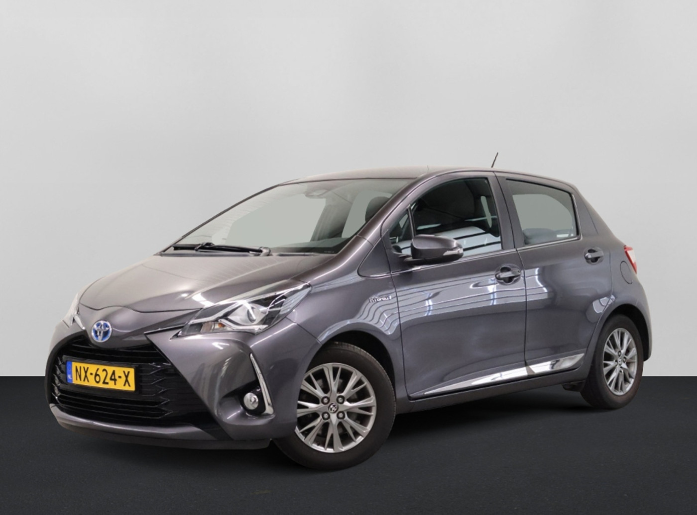 Toyota Toyota Yaris Hybrid 1.5 Hybrid Executive 2017 - voorkant