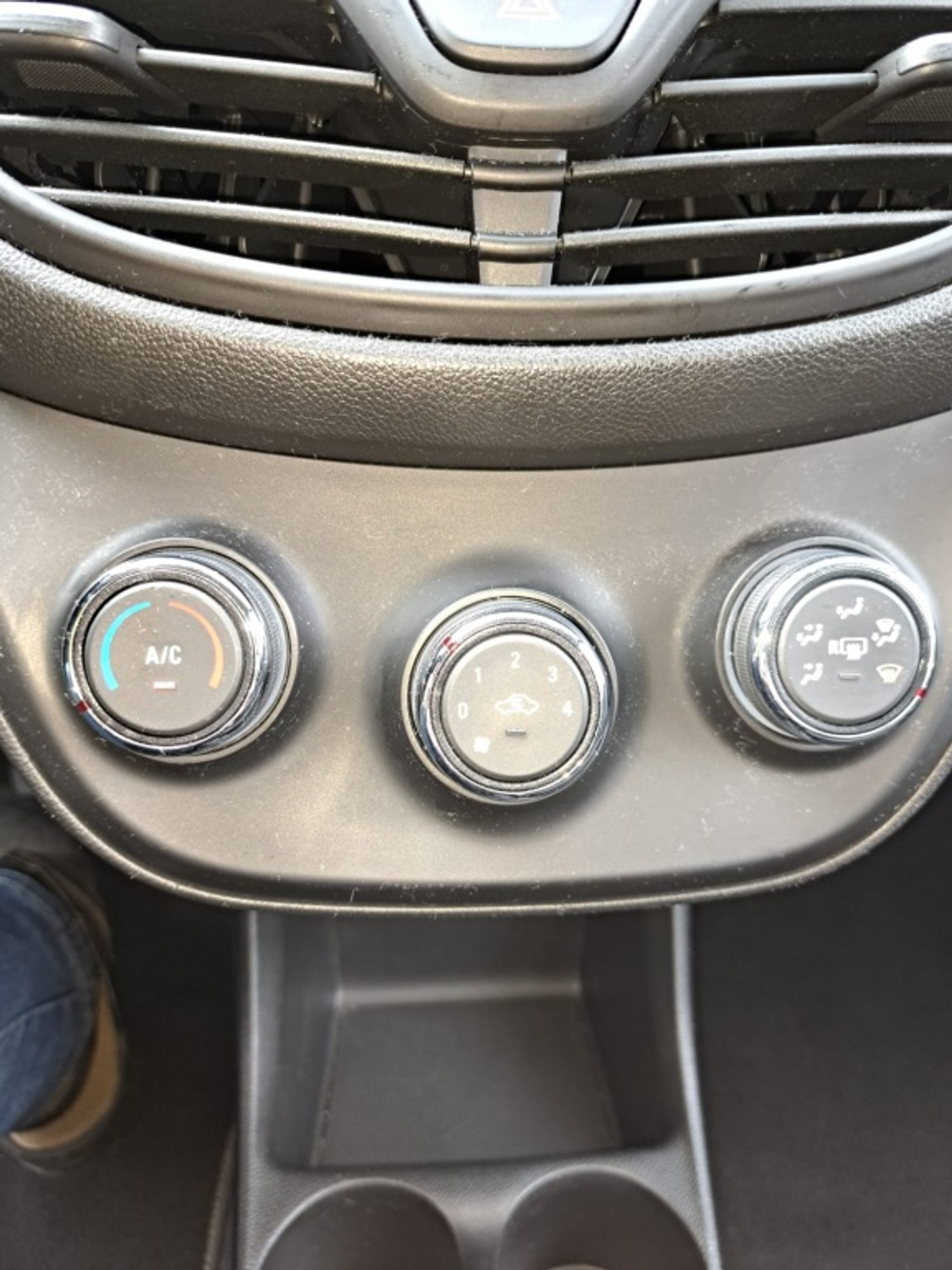 Foto van Opel Karl / Viva