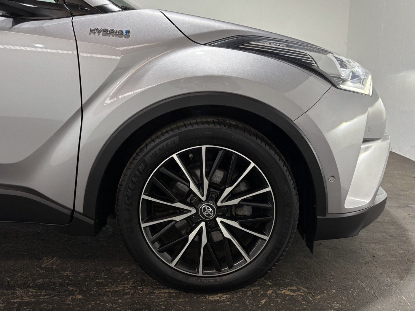 Foto van Toyota Toyota C-hr