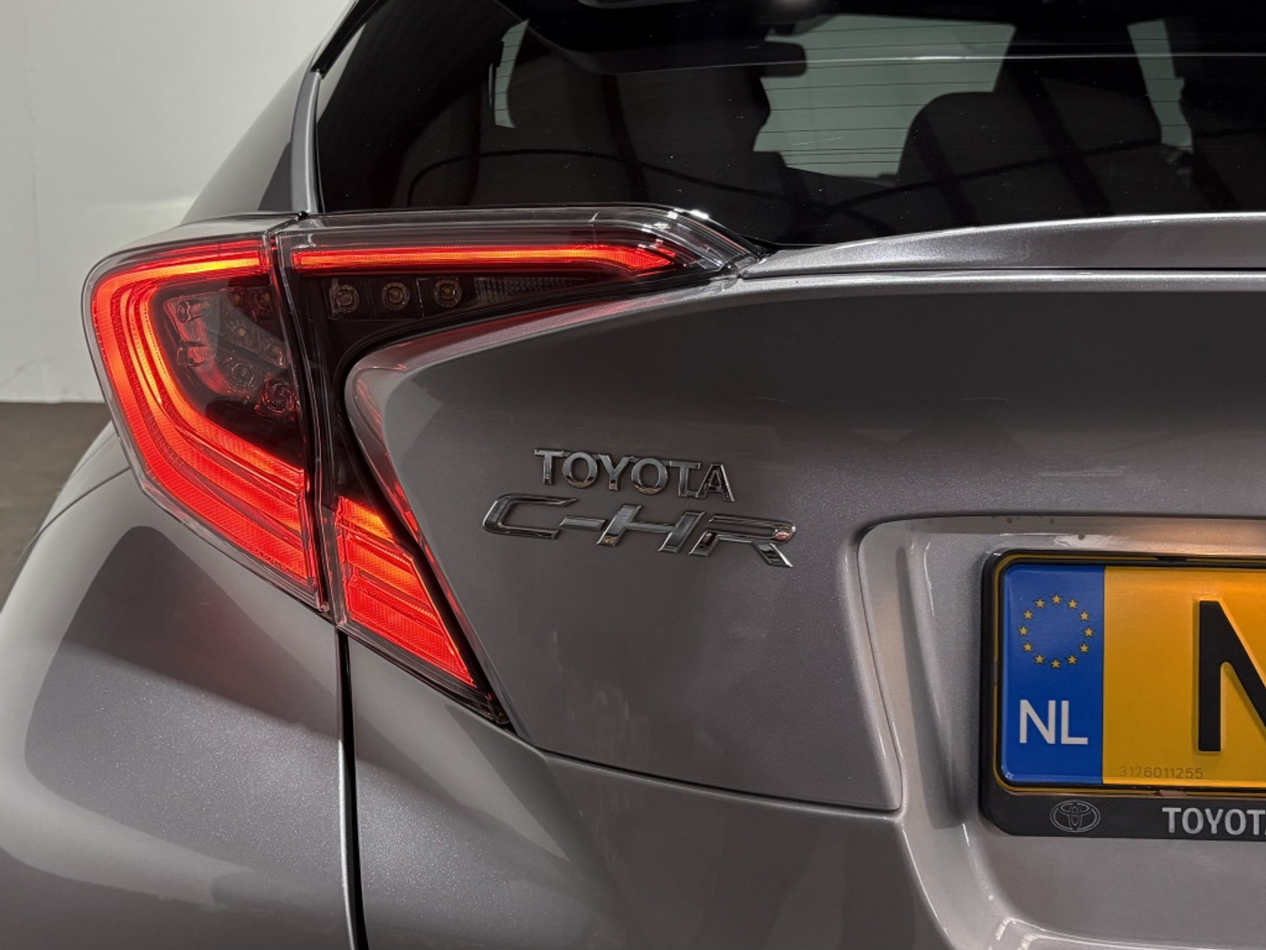 Foto van Toyota Toyota C-hr