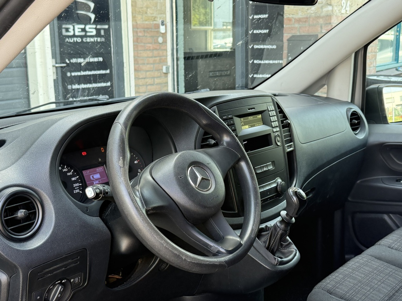 Foto van Mercedes-Benz Vito