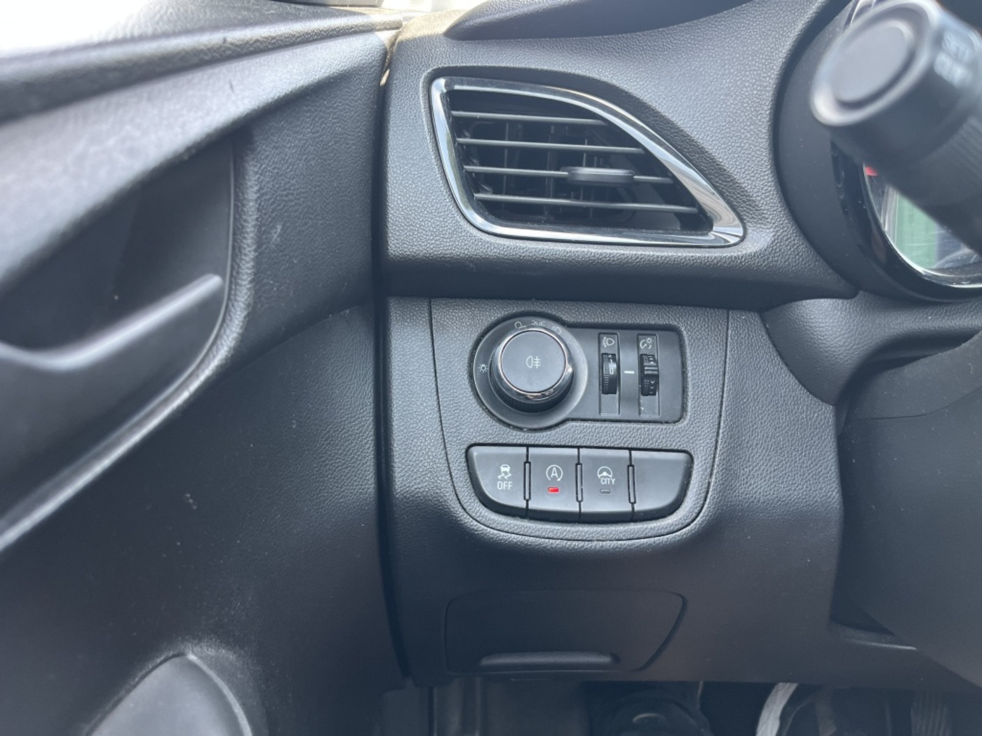 Foto van Opel Karl / Viva