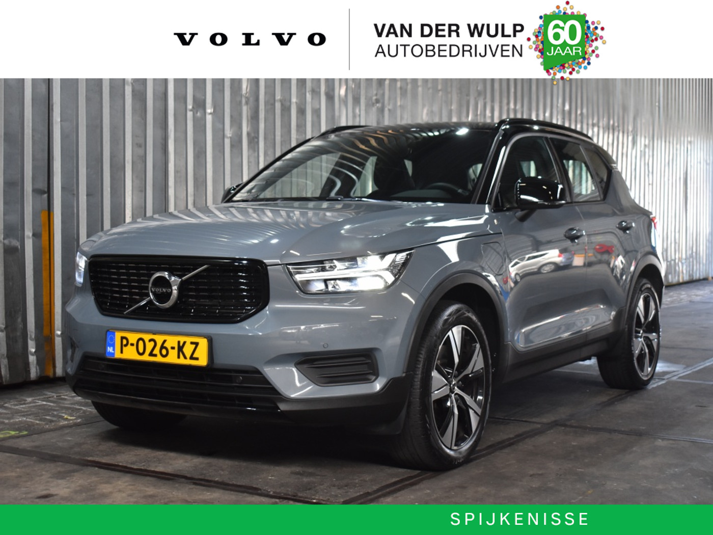Volvo XC40 T5 262pk [Plug-in] R-Design | BLIS | Adaptieve Cruise | Park Ass 2022 - voorkant