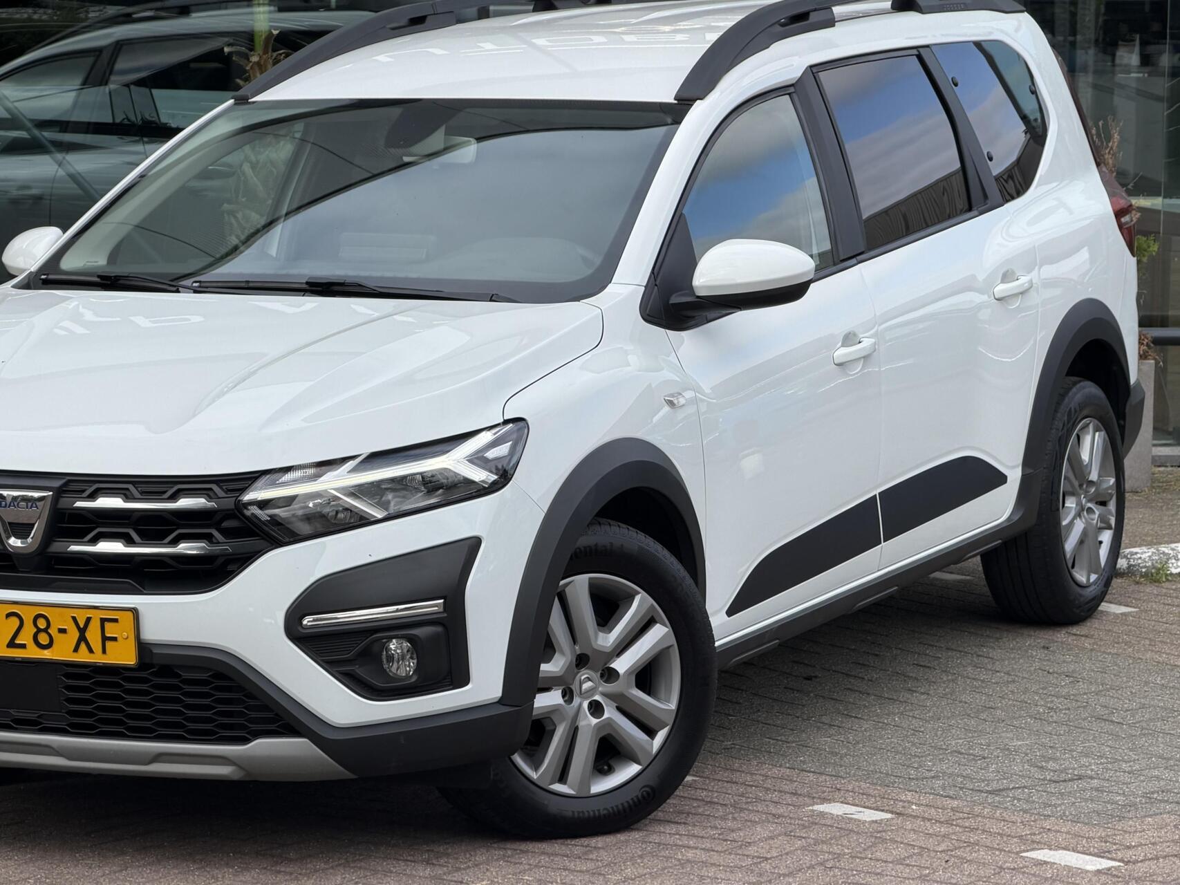 Foto van Dacia Jogger