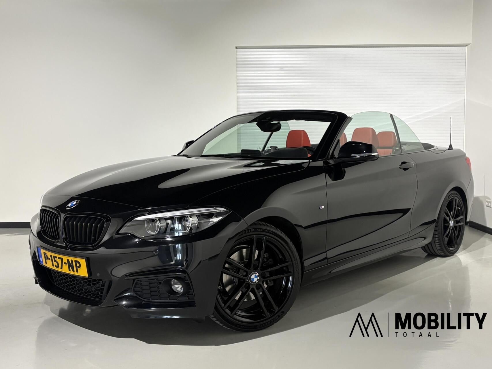 BMW 220i 220i M Sport 184pk AUT LCI|Facelift|H&K|18''|Leder|Camera|Navi|Shodowline| 2018 - voorkant