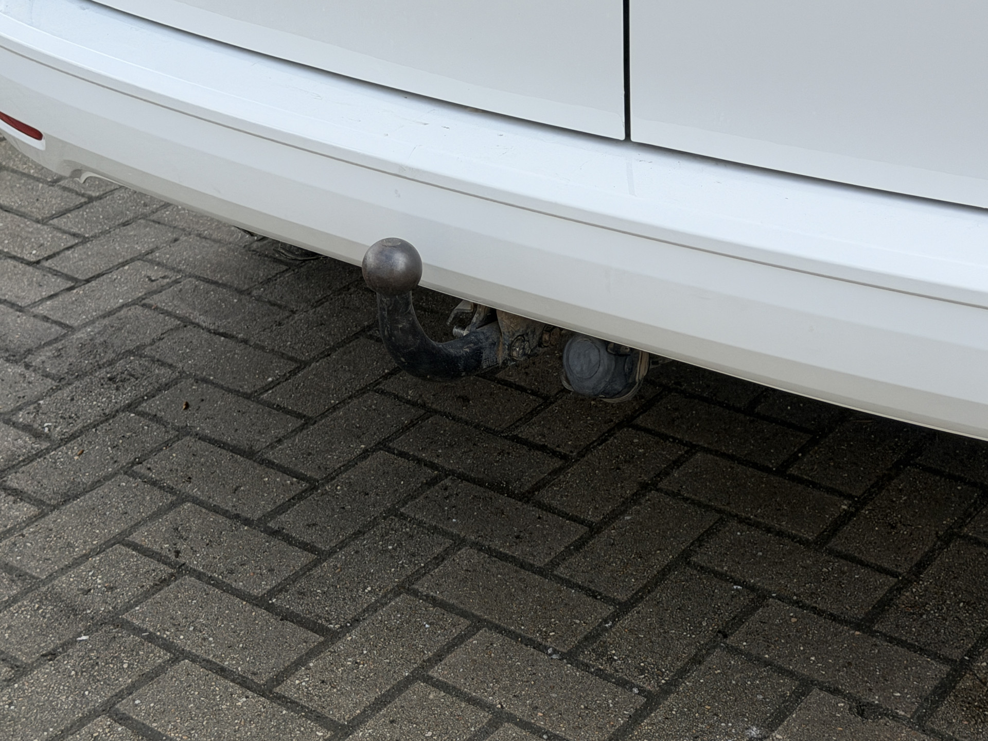 Foto van Volkswagen Caddy Modified Partition Wall